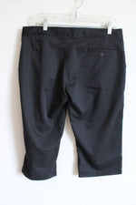Under Armour Black Capri Pants | 12