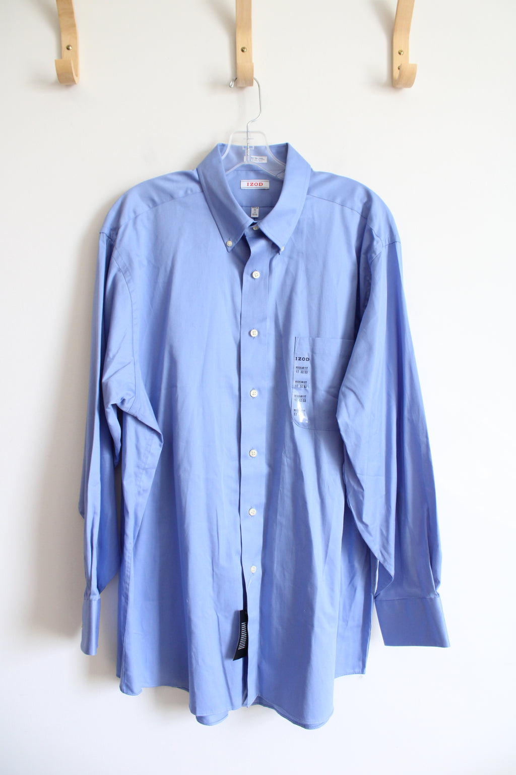 NEW Izod Regular Fit Blue Long Sleeved Button Down Shirt | 17 32/33