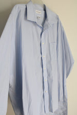 Van Heusen Light Blue Button Down Shirt | 18 1/2 38/39