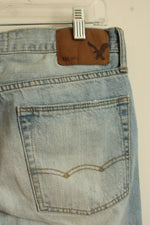 American Eagle Relaxed Fit Light Wash Jeans | 32x30