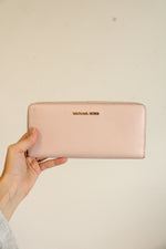 Michael Kors Jet Set Travel Large Pebbled Leather Wallet