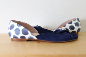 FS/NY French Sole Blue Dotted Made In Spain Flat Sandals | Size 8.5