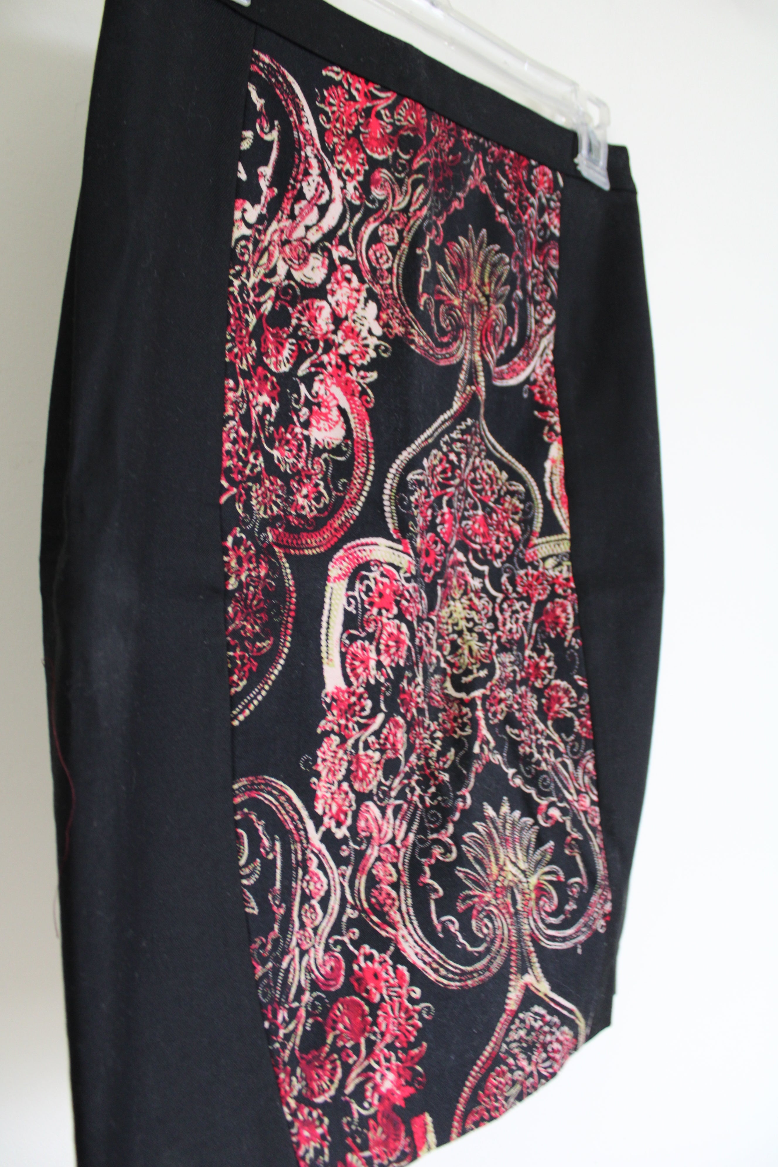 NEW Ann Taylor Black Red Paisley Skirt | 2 Petite
