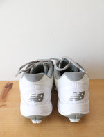 New Balance Gray & White Fastpitch Cleats | Size 6.5