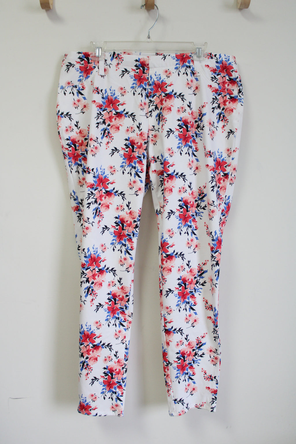 NEW Faded Glory White Floral Stretch Pant | XL (16/18)