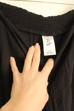 New Art Class Black Flowy Pant with Stretch Waist Band | 10/12