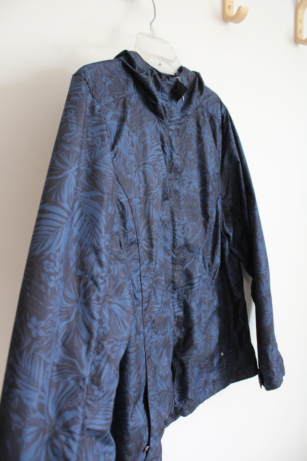 ZeroXPosur Black & Blue Tropical Patterned Jacket | XL