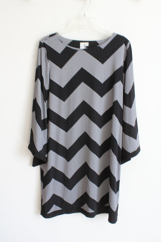Emma & Michele Black & White Chevron Dress | L