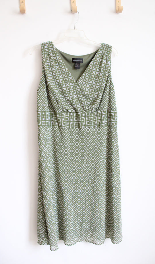 Connected Green Patterned Sleeveless Dress | 20W
