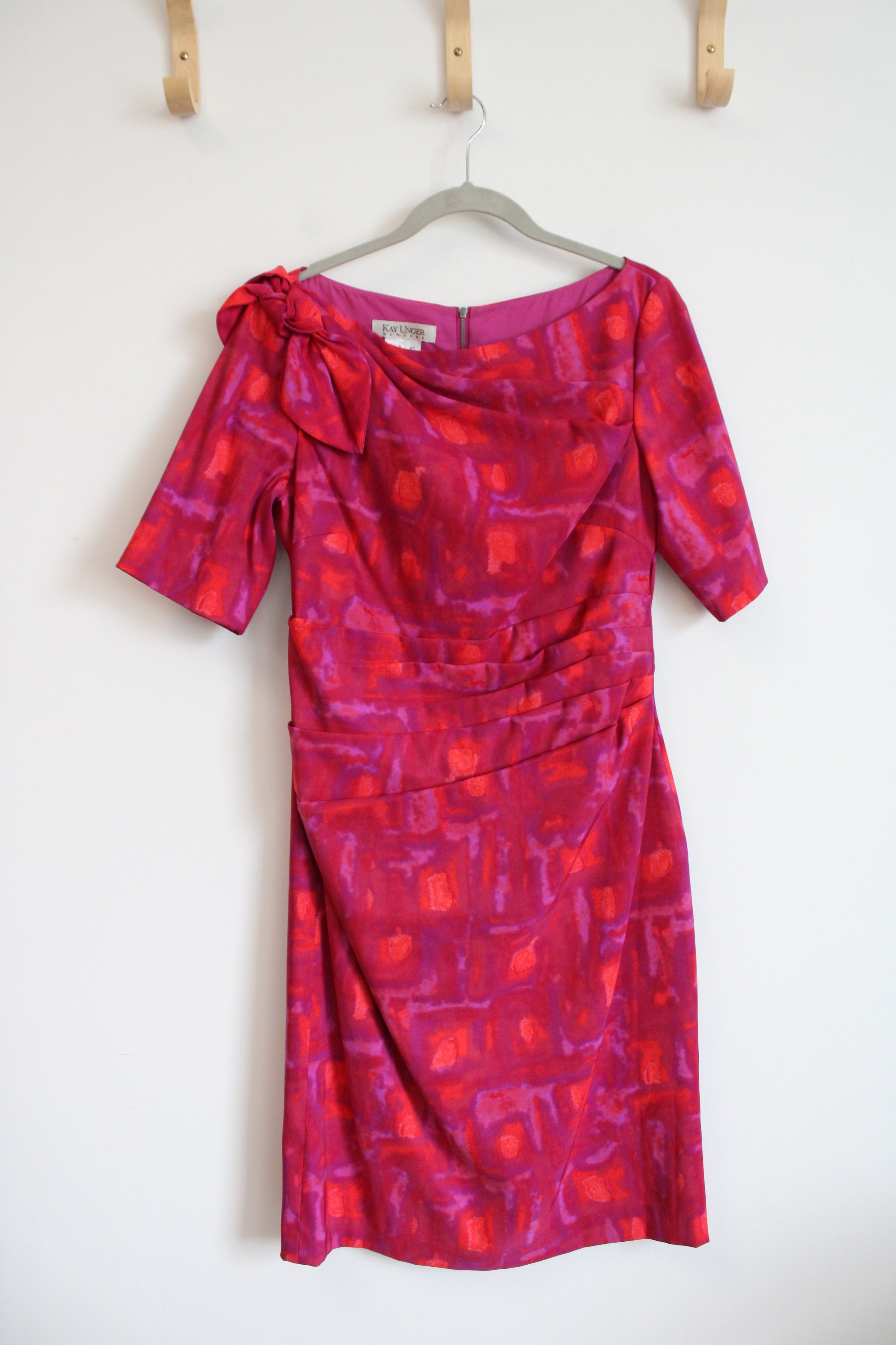 Kay Unger Fuschia Orange Patterned Boat Neck Sheath Dress | 10
