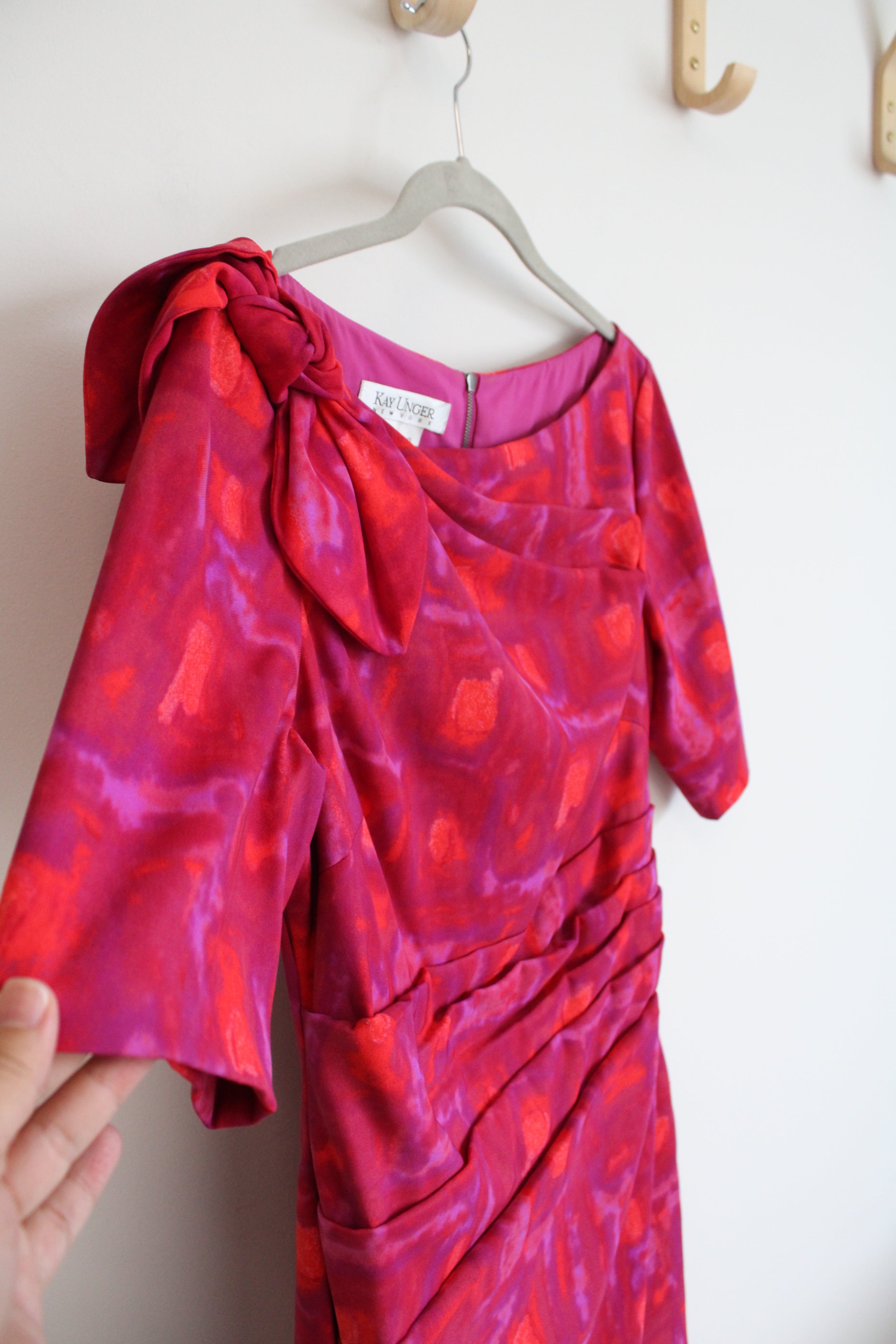 Kay Unger Fuschia Orange Patterned Boat Neck Sheath Dress | 10