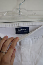 Old Navy Mid-Rise Rockstar White Jeans | 10