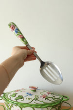 Temp-Tations By Tara Dragonfly 2.0 QT Casserole Dish W/ Carrier Trivet & Spoon