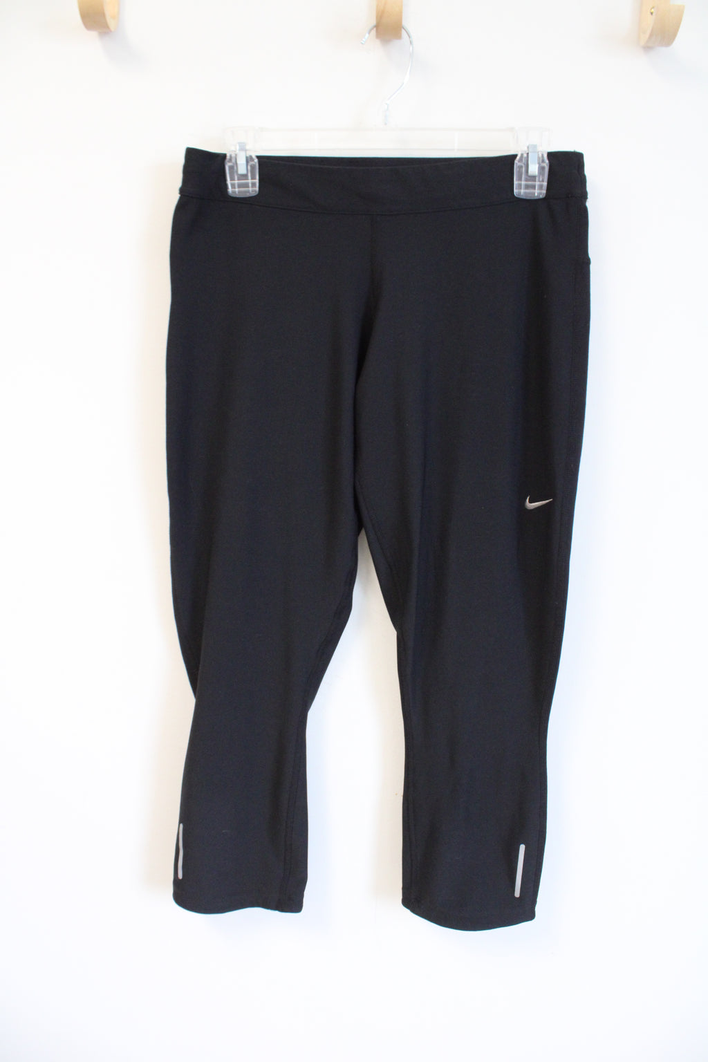 Nike Dri-Fit Black Capri Legging | L