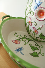 Temp-Tations By Tara Dragonfly 2.0 QT Casserole Dish W/ Carrier Trivet & Spoon