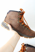 NEW Danner Brown Hiking Boot | Men's 9.5
