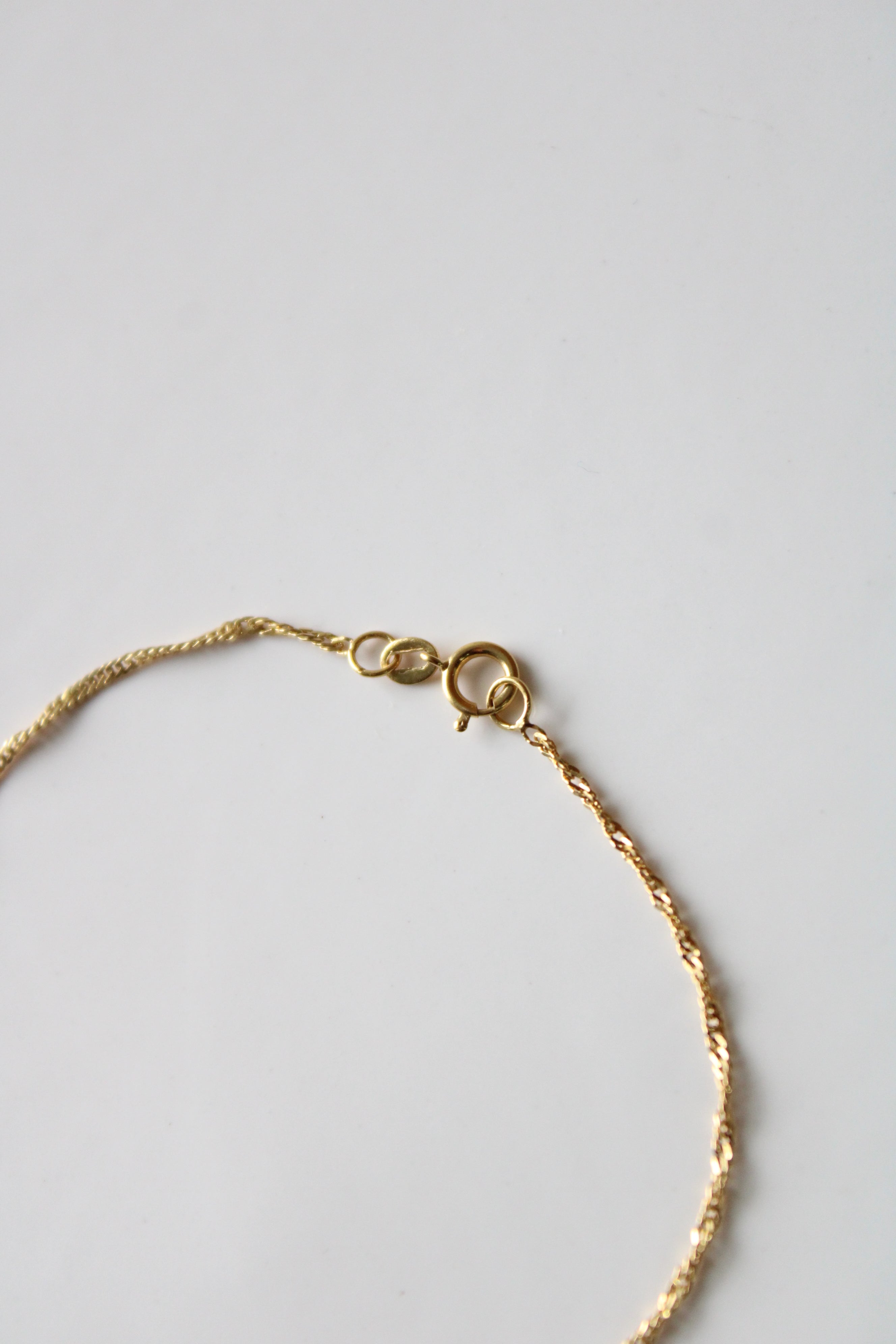 Delicate Twist 14KT Yellow Gold Bracelet