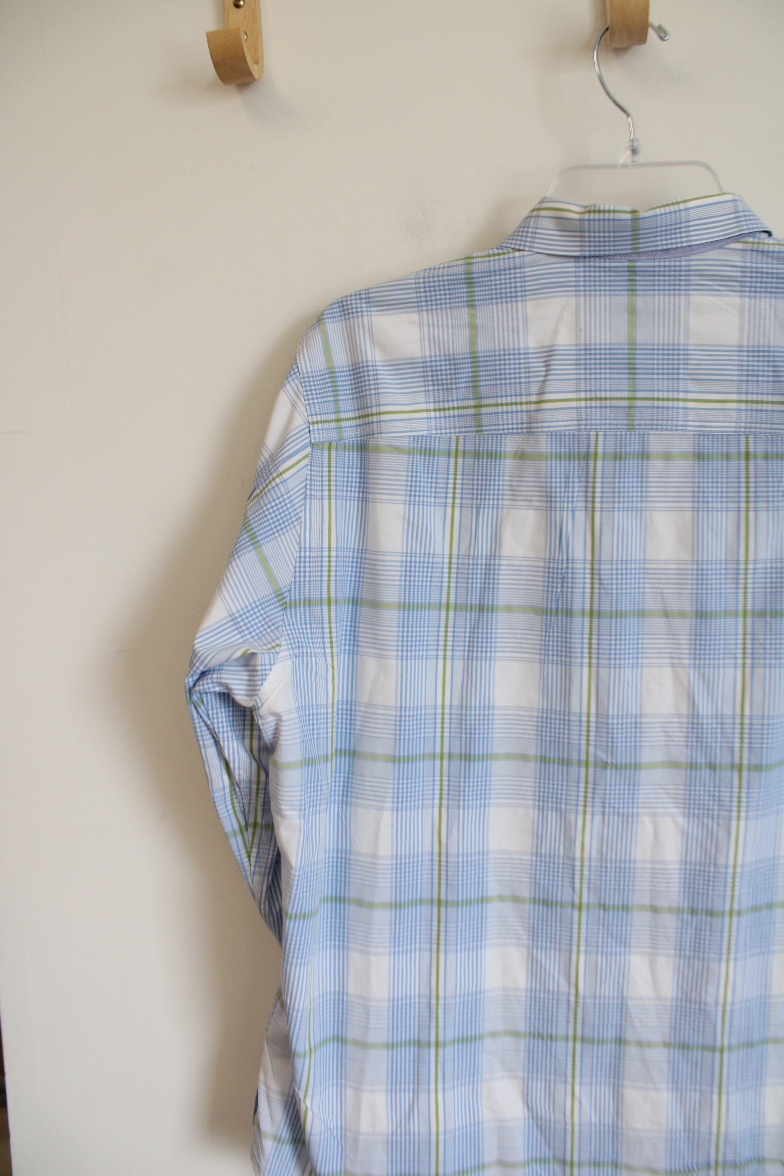 Tommy Bahama Light Blue Green Plaid Button Down Shirt | L