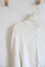 Carriage Court White Cable Knit Turtleneck Sweater | 8