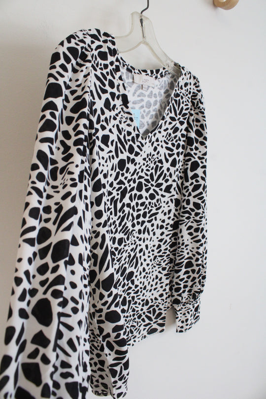 NEW LOFT Black & White Patterned Long Sleeved Blouse | XXS Petite
