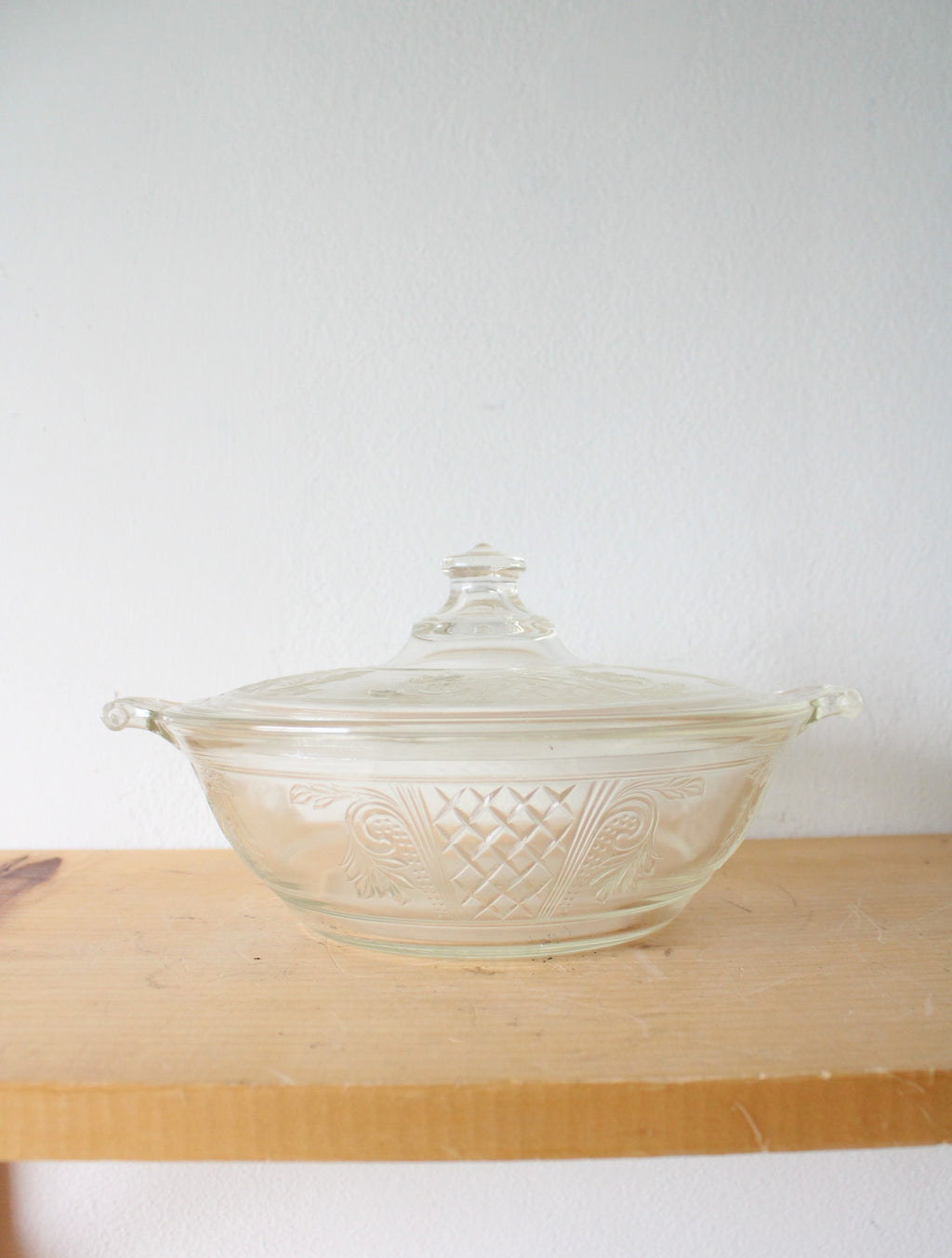 Pyrex Vintage 096-696-B Fern Leaf & Lattice Clear Glass Covered Dish