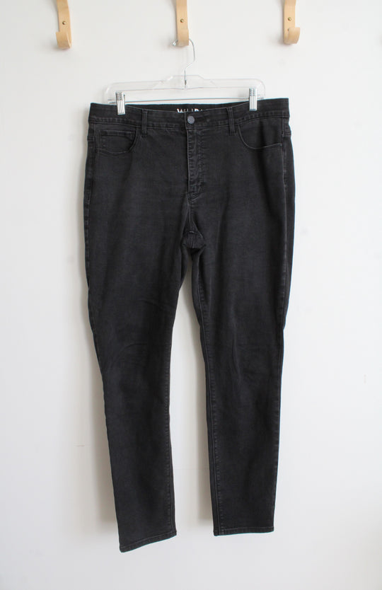 White House Black Market Black Skinny Jeans | 14R