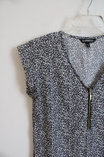 Express Black & White 1/4 Zip Top | XS