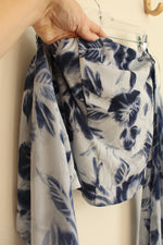 NEW Abercrombie & Fitch Light and Dark Blue Floral Convertible Collection Top | XL