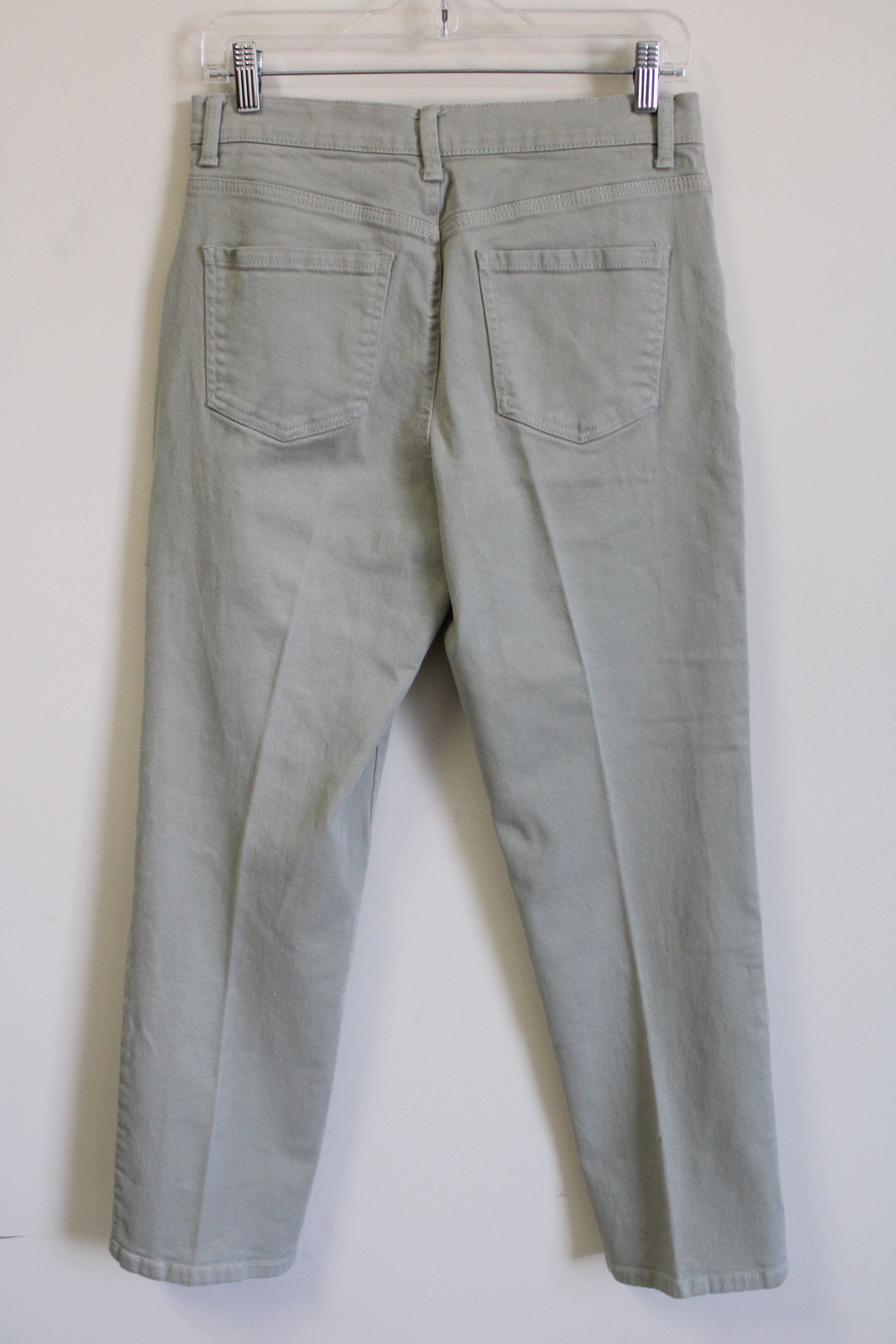 Gloria Vanderbilt Light Sage Green Amanda Jean | 8 Short