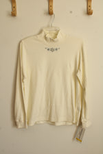 NEW Alfred Dunner Winter White Turtleneck with Rhinestone Snowflakes | M-P