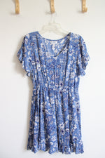 Myra Bay Blue & White Floral Flutter Sleeve Dress | M