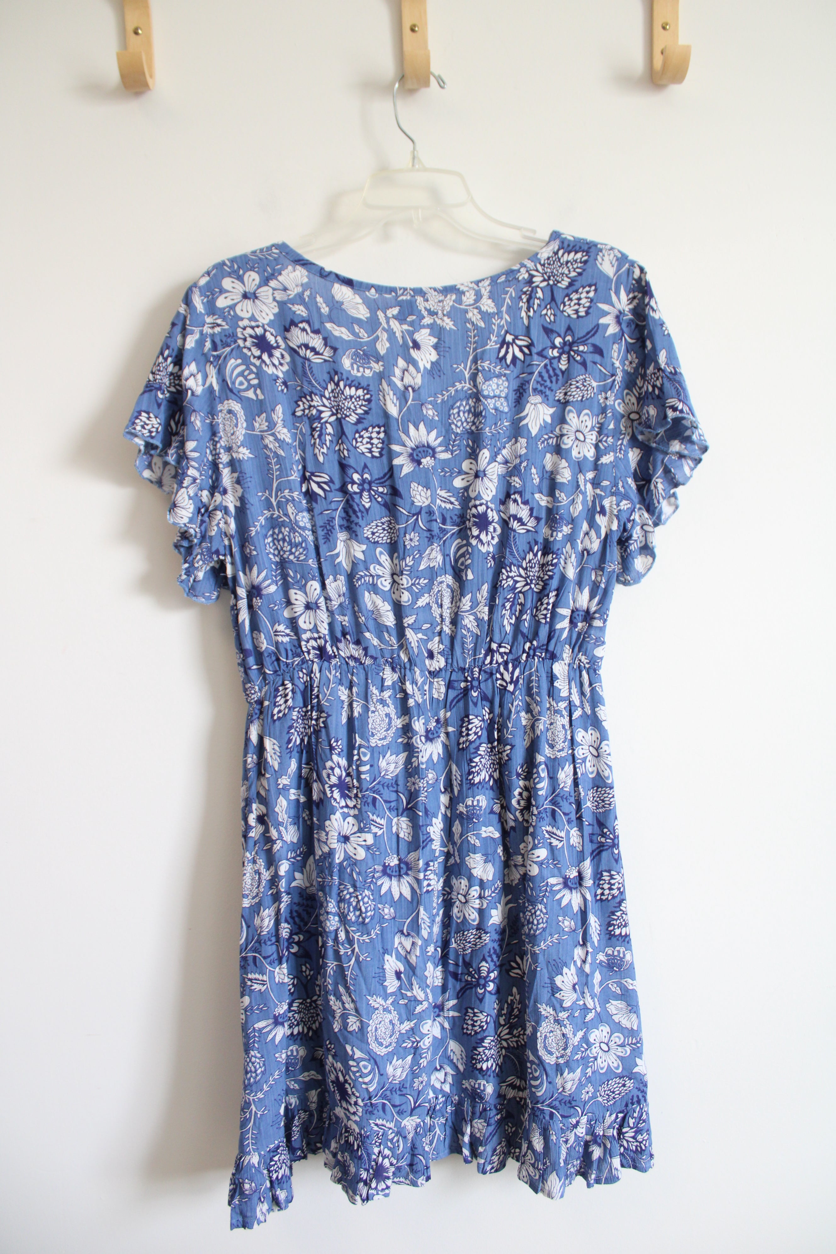 Myra Bay Blue & White Floral Flutter Sleeve Dress | M
