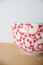 The Pioneer Woman Flea Market Scalloped Edged Colorful Mixing Bowls | Set Of 3