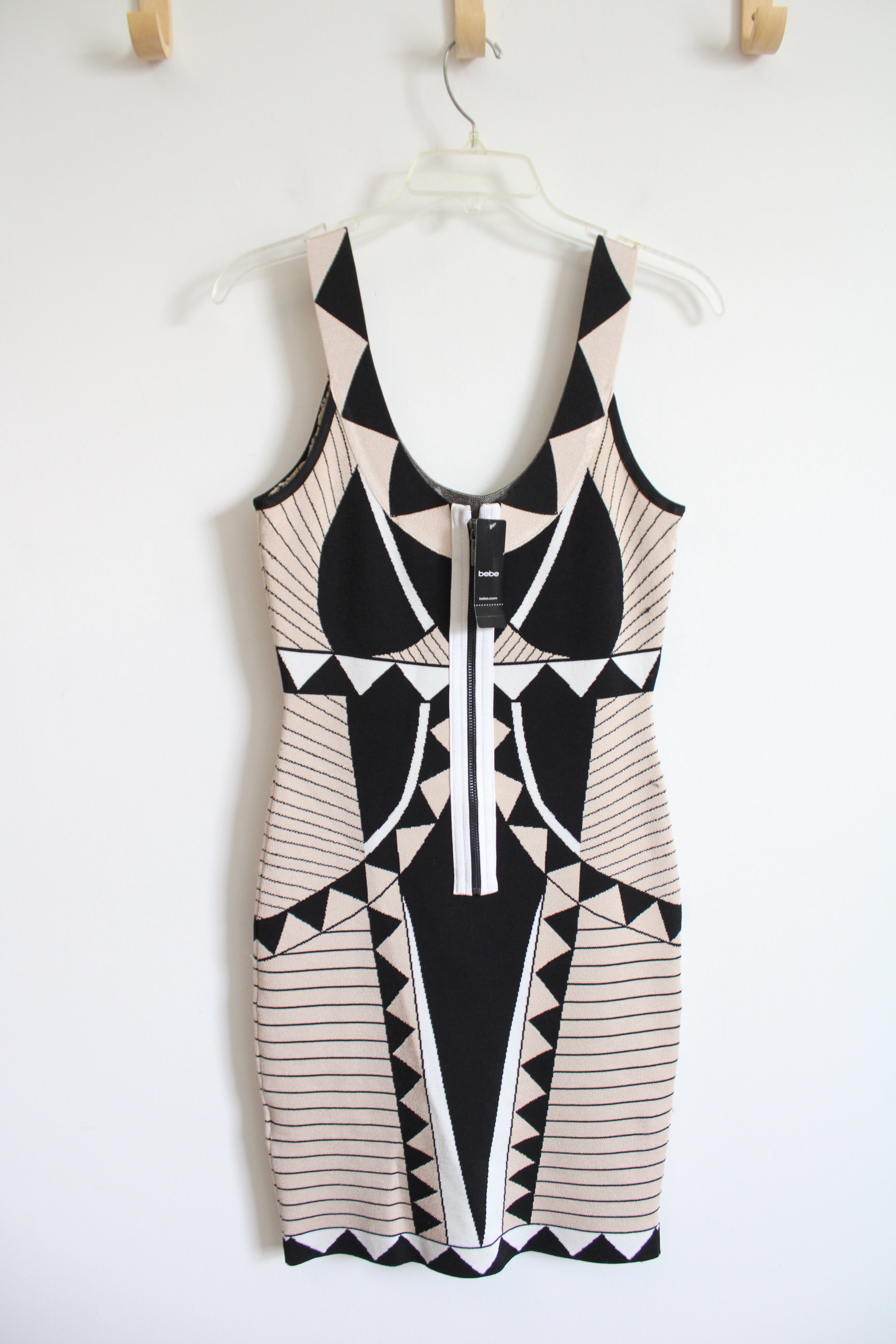 New Bebe Black & Tan Patterned Fitted Knit Dress