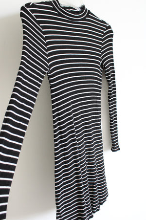 One Clothing Los Angeles Black White Mock Neck Dress | S