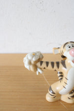 Lenox Disney Tiger & Winnie The Pooh Salt & Pepper Shaker Set