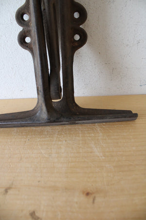 Vintage Cast Iron Saw Sharpening Wall Mount Clamping Tool