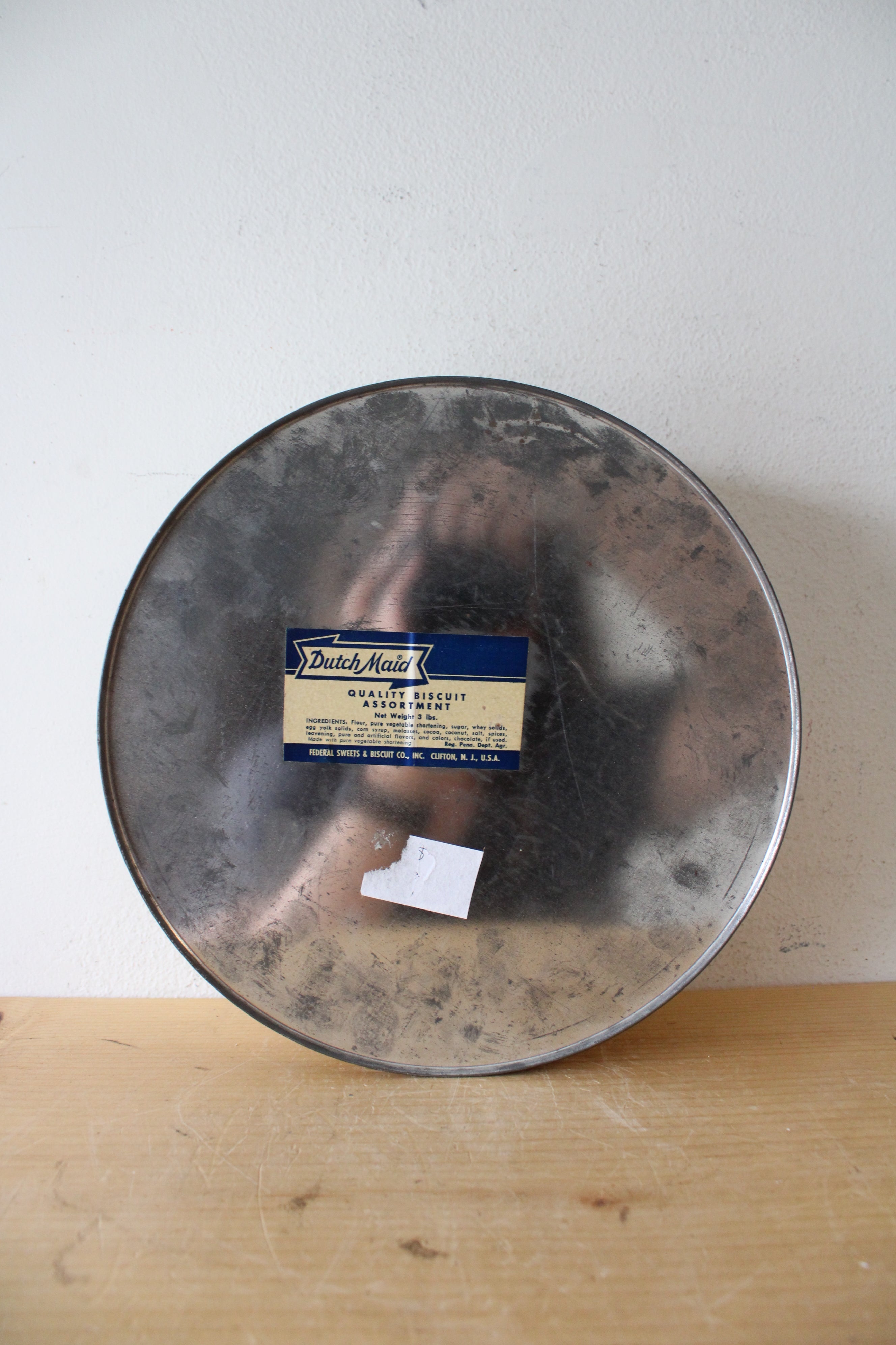 Vintage Dutch Maid Quality Biscuit Assortment Ballroom Dance Tin