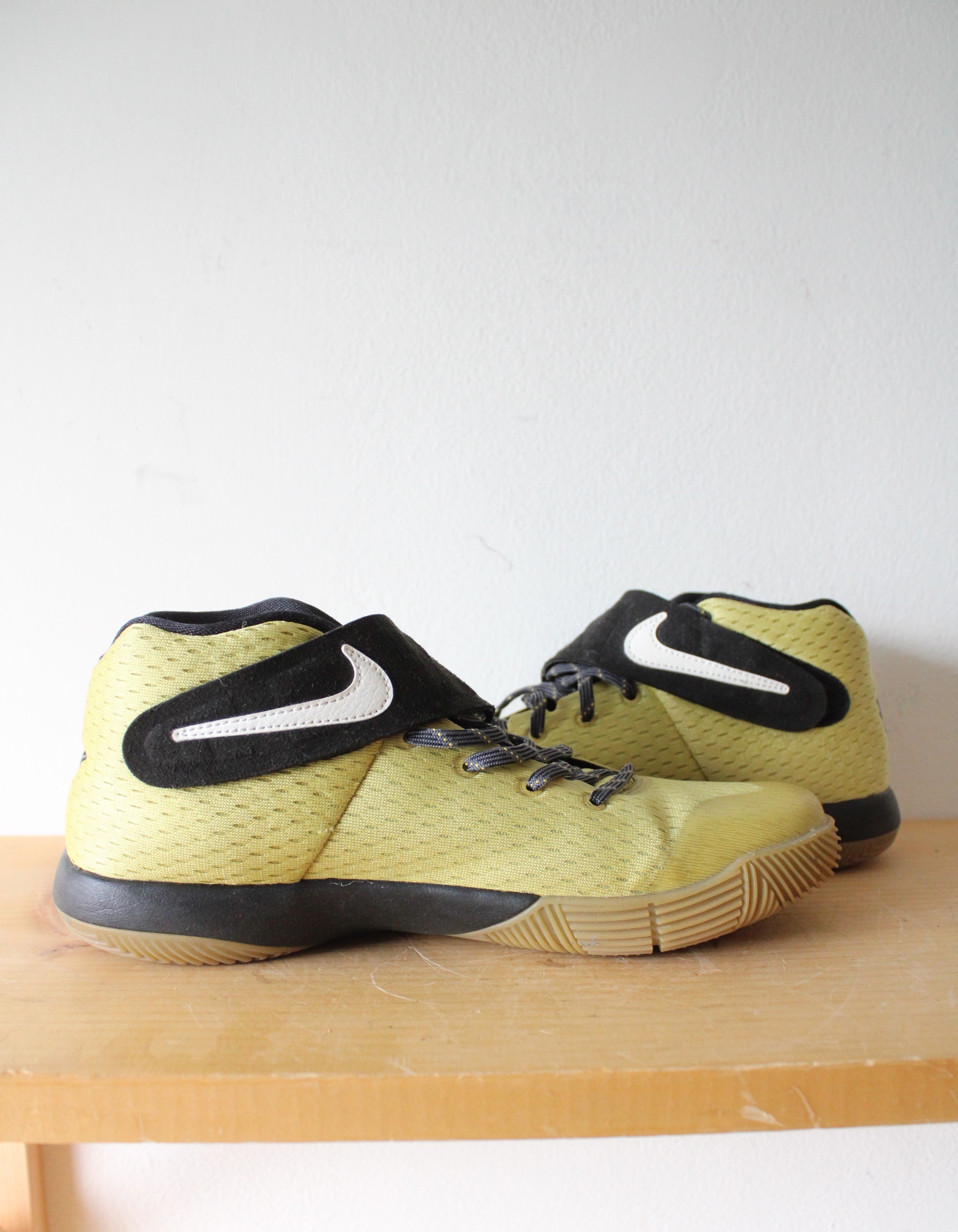 Nike Kyrie 2 All-Star GS Northern Lights Sneakers | Youth Size 6.5