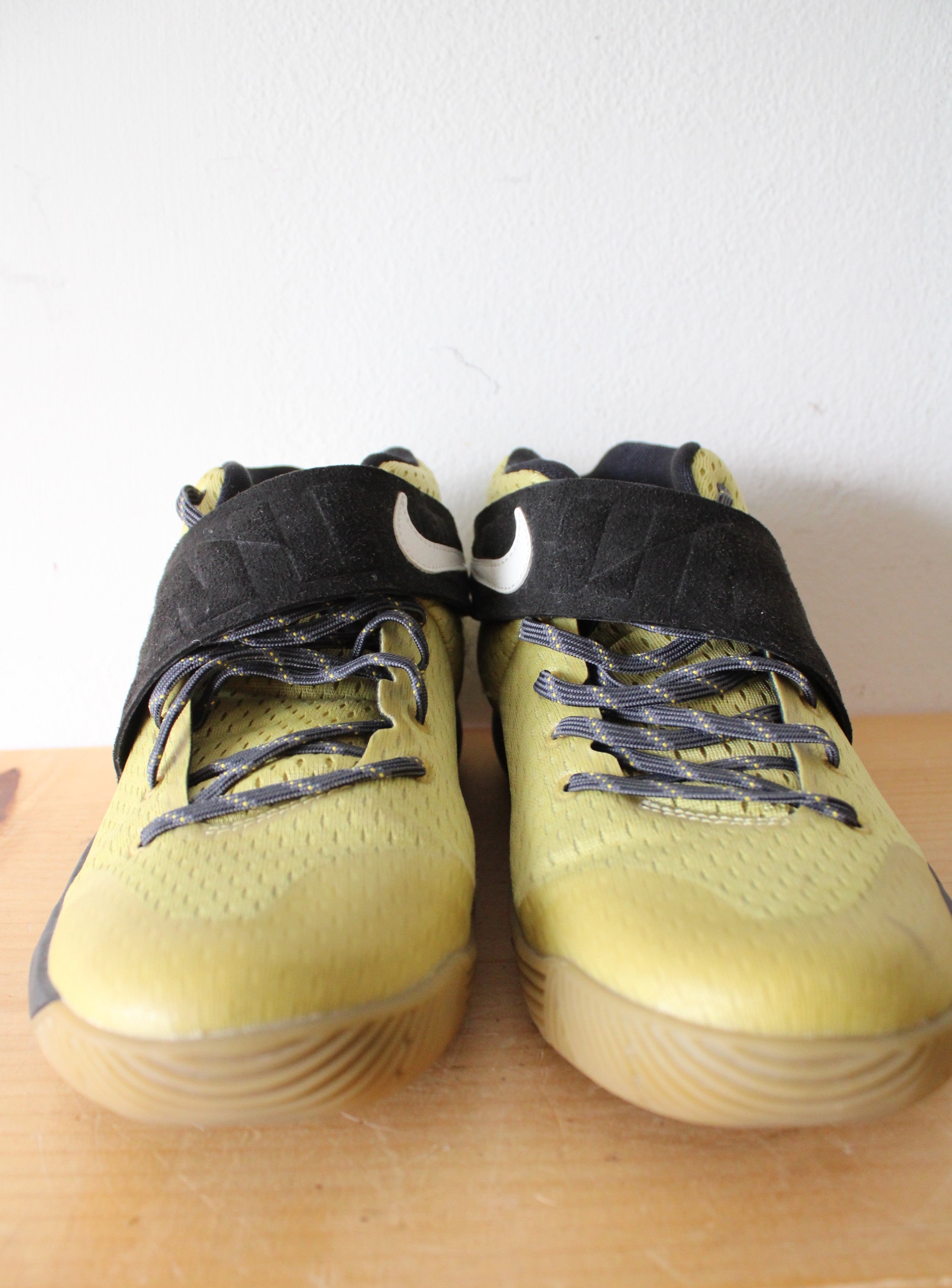 Nike Kyrie 2 All-Star GS Northern Lights Sneakers | Youth Size 6.5