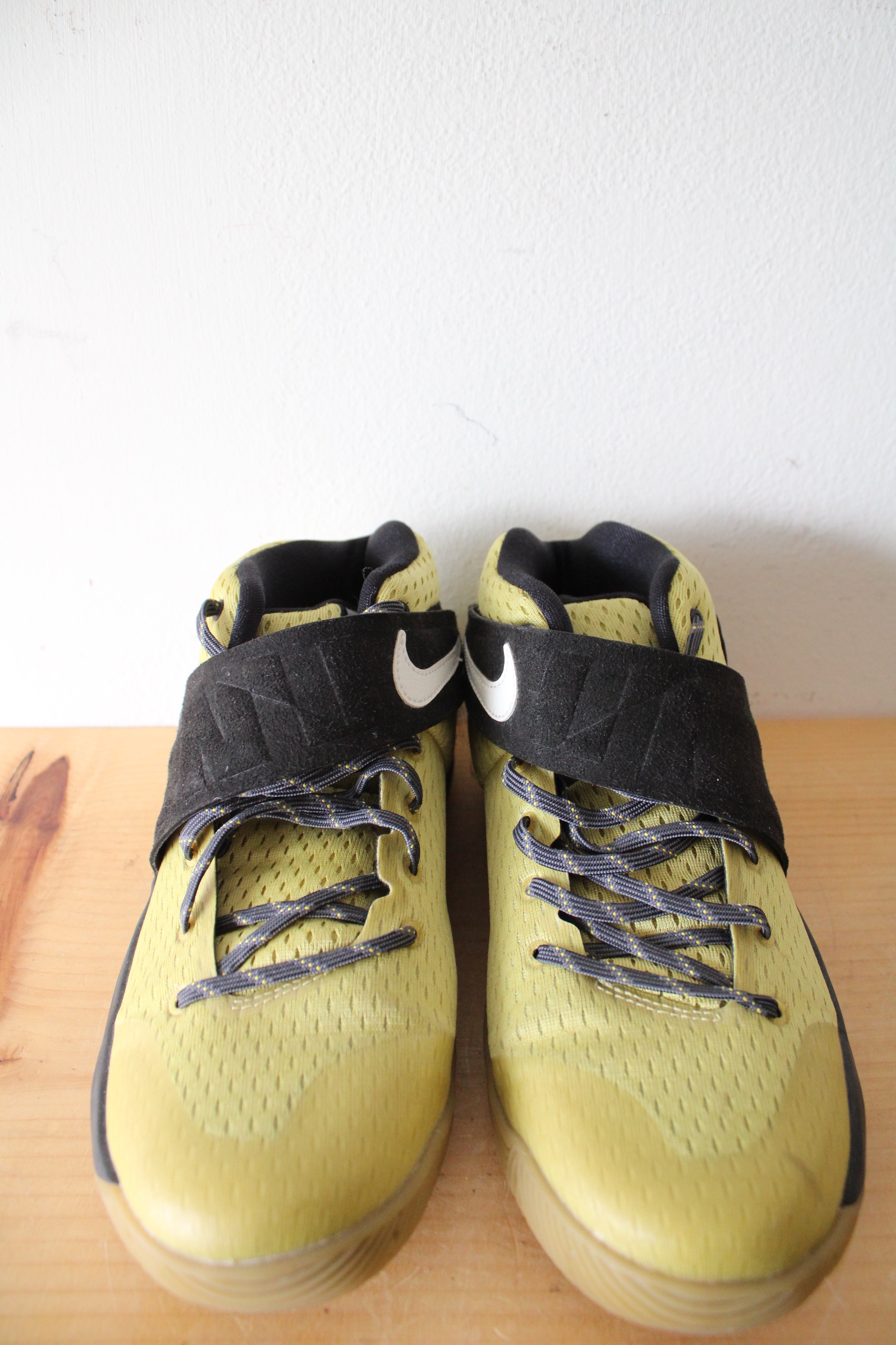 Nike Kyrie 2 All-Star GS Northern Lights Sneakers | Youth Size 6.5