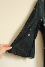 Reversible Black & Cream Long Silky Open Front Kimono Robe with 3/4 Flared Sleeves | OS