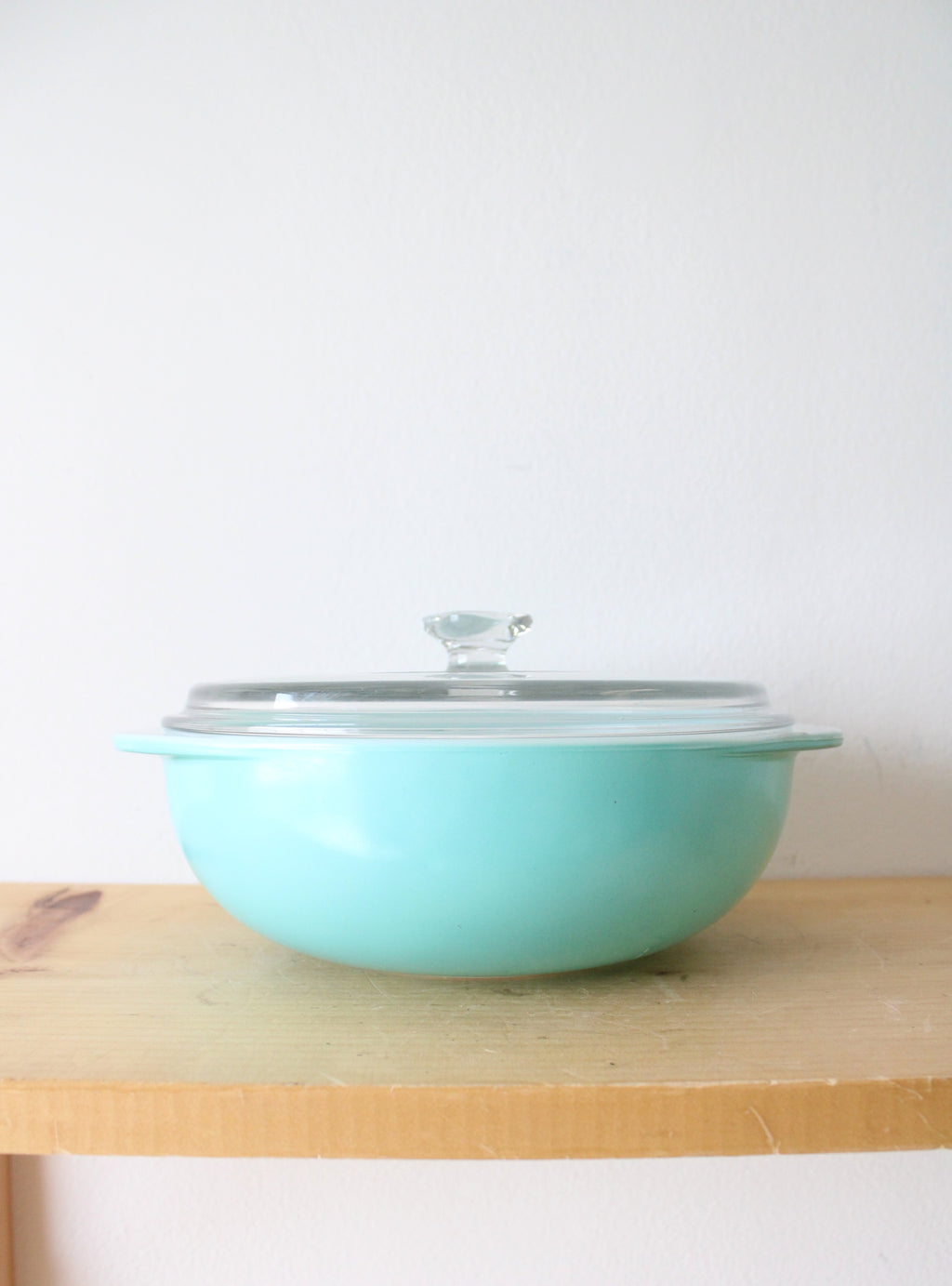 Pyrex #024 2 Quart Turquoise Covered Dish
