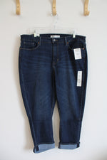 NEW Levi's Mid Rise Dark Wash Capri Jeans | 18