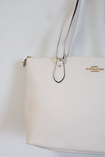 Coach Gallery White Tote Bag