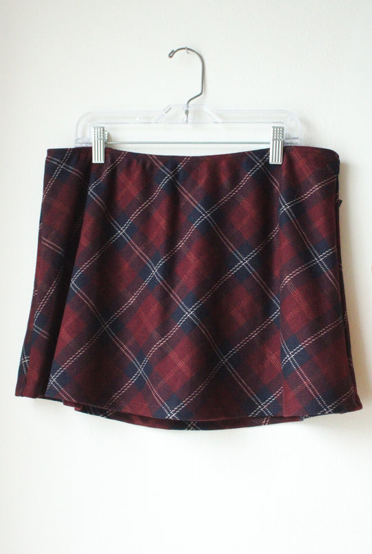 NEW Wild Fable Maroon and Dark Blue Plaid Miniskirt | M