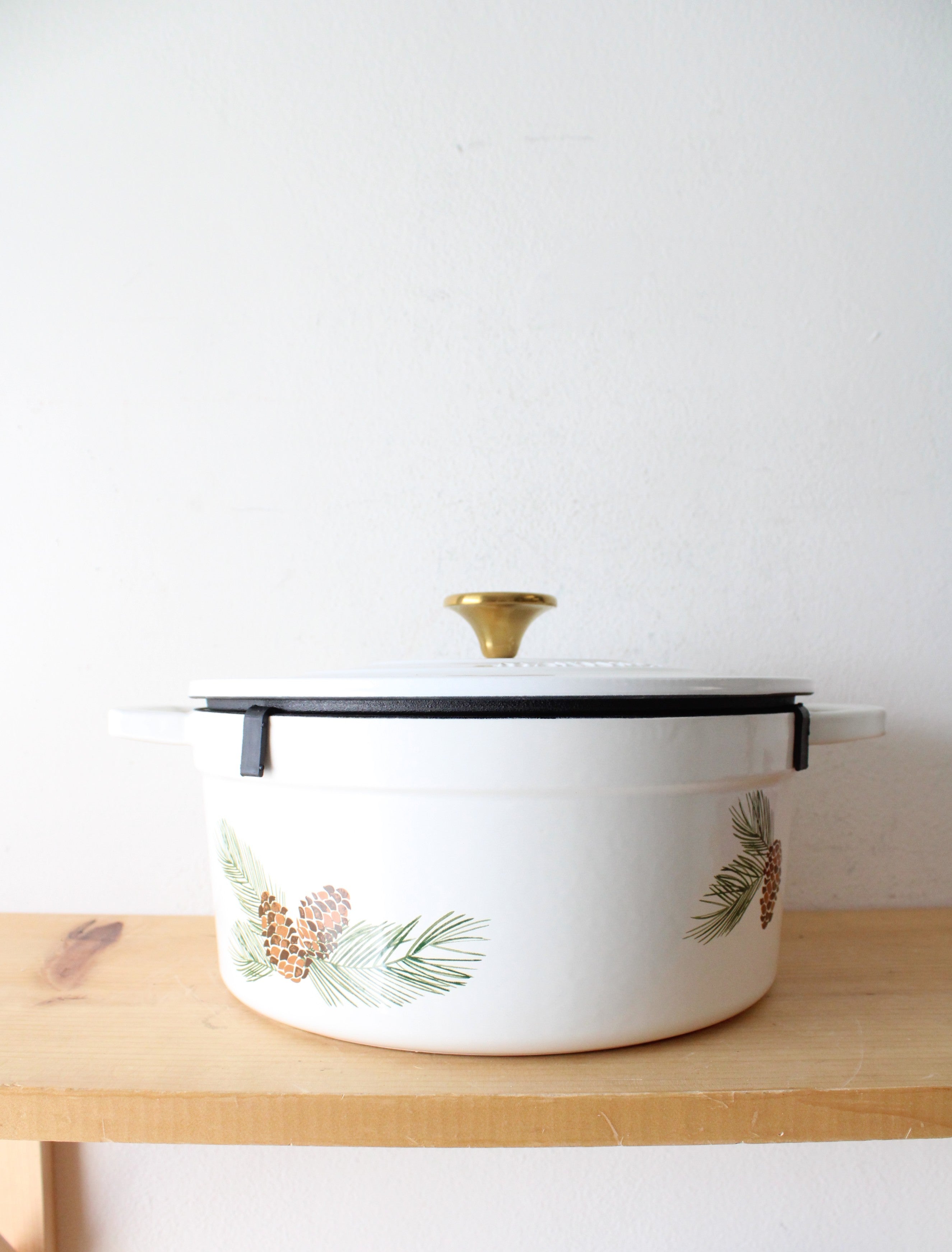 Martha Stewart Pine Cone Enamel 6 Quart Cast Iron Dutch Oven