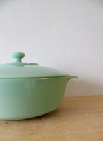 Vintage Anchor Hocking Fire-King 2000 Jadeite 2 Quart Covered Baking Dish