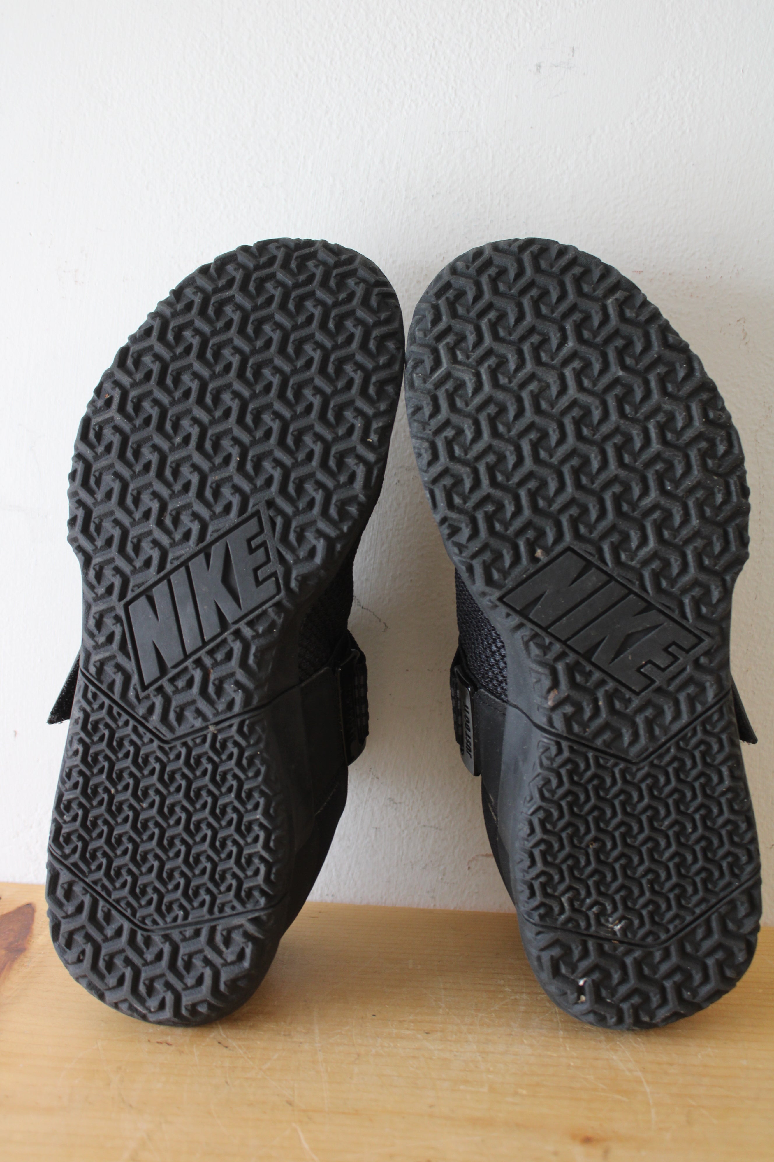 Nike Metcon Sport Black Sneaker | Size 11