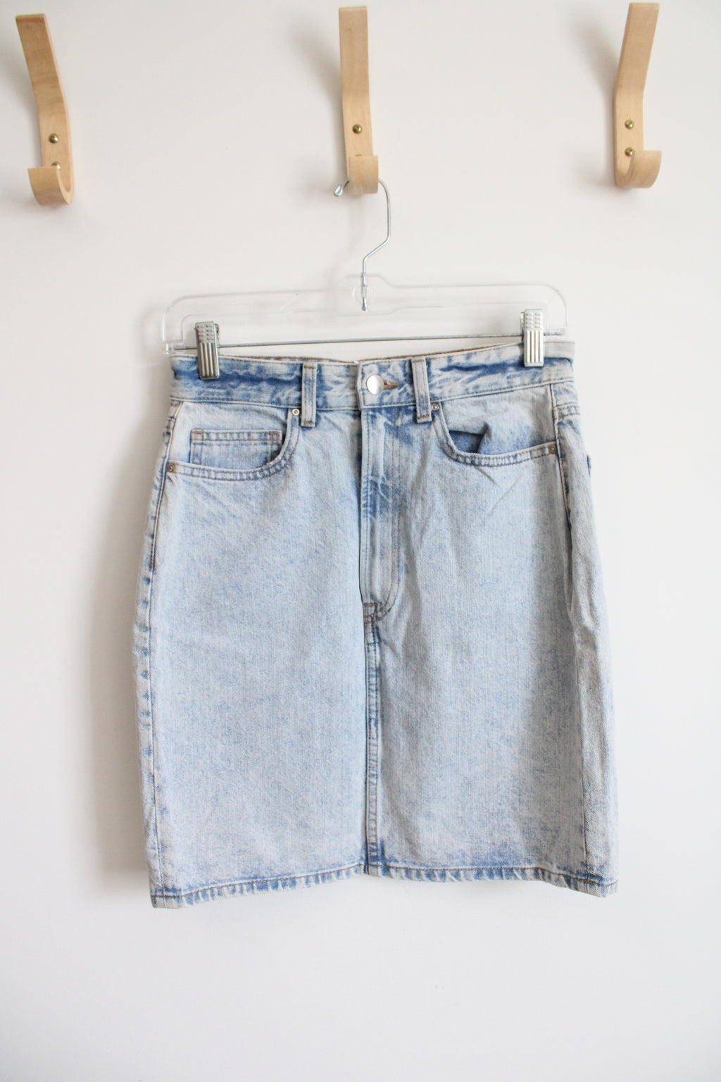 H&M Light Wash Denim Skirt | 4